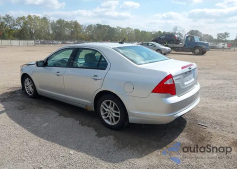2012 Ford Fusion S z USA, uszkodzony, nr VIN 3FAHP0GAXCR175072